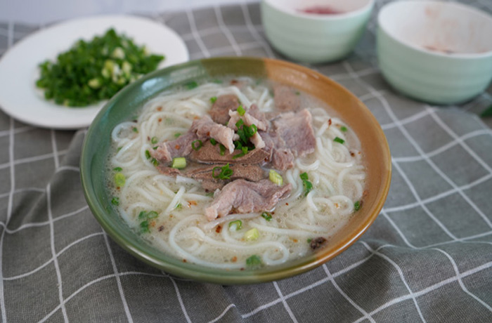 隆化原味汤粉王培训